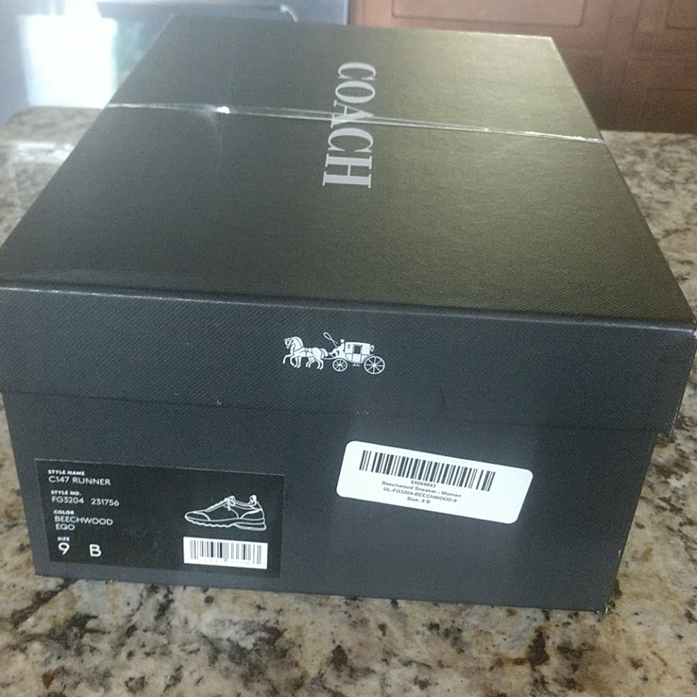 Coach shoes - Picture 3 of 3
